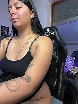 Nina vell online show from July 12, 1:35 pm
