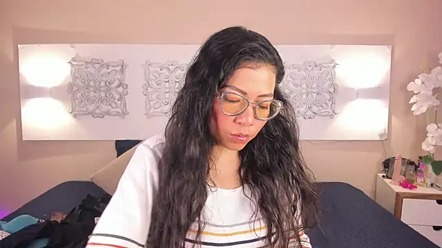Snapshot of anastasiagreymist_ chatting on May 30, 3:03 am anastasiagreymist online show from May 30, 3:03 am