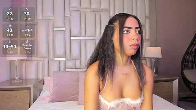 TyraKayne online show from May 15, 3:46 am