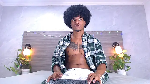 Dilan Hall online show from May 15, 7:10 pm