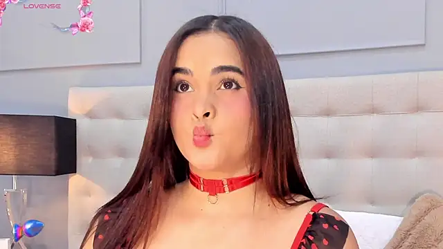Snapshot of DulceeGarcia chatting on May 9, 3:56 am DulceeGarcia online show from May 9, 3:56 am