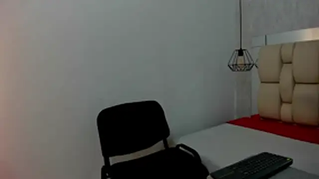 Bella adamss  online show from July 9, 2:37 am