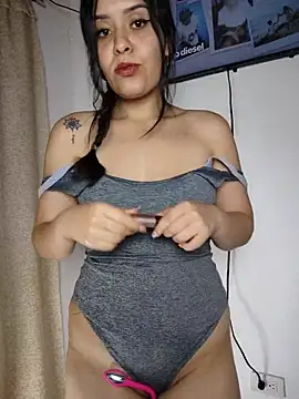 Snapshot of HollyMoon_ chatting on July 12, 3:08 am HollyMoon online show from July 12, 3:08 am