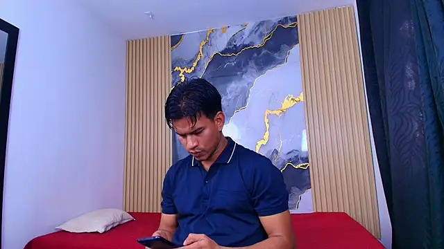 Snapshot of JacobWolf__ chatting on May 19, 6:58 pm JacobWolf online show from May 19, 6:58 pm