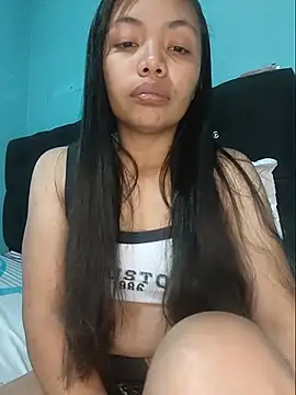 ChanellSweets online show from May 28, 3:59 am