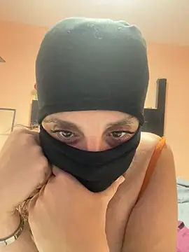 StephanieRc online show from May 21, 7:04 am