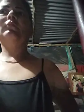 Snapshot of kailiani12 chatting on May 23, 12:49 am kailiani12 online show from May 23, 12:49 am