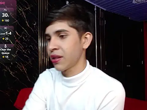 Snapshot of joshua_saenz_ chatting on May 27, 2:19 am joshua saenz online show from May 27, 2:19 am
