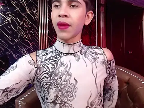 Snapshot of joshua_saenz_ chatting on May 29, 7:45 pm joshua saenz online show from May 29, 7:45 pm