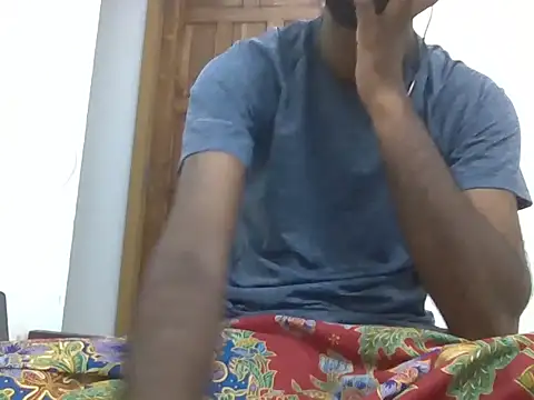 Snapshot of Ijus12 chatting on May 9, 2:55 pm Ijus12 online show from May 9, 2:55 pm