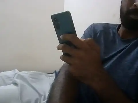 Snapshot of Ijus12 chatting on June 17, 1:56 pm Ijus12 online show from June 17, 1:56 pm