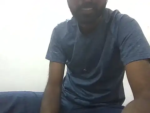 Snapshot of Ijus12 chatting on July 1, 3:34 pm Ijus12 online show from July 1, 3:34 pm