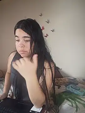 Snapshot of MiiaHott_W chatting on May 29, 4:27 pm MiiaHott W online show from May 29, 4:27 pm