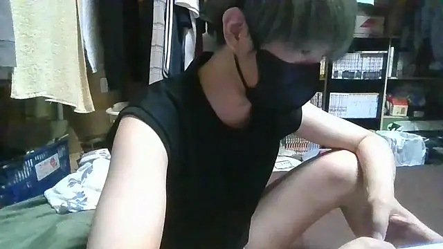 kazupan22 online show from June 2, 12:51 pm