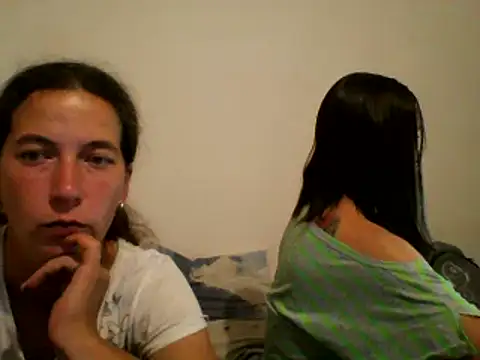 Snapshot of DanicaFey chatting on July 6, 6:21 pm DanicaFey online show from July 6, 6:21 pm