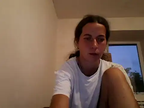 Snapshot of DanicaFey chatting on July 9, 6:12 pm DanicaFey online show from July 9, 6:12 pm