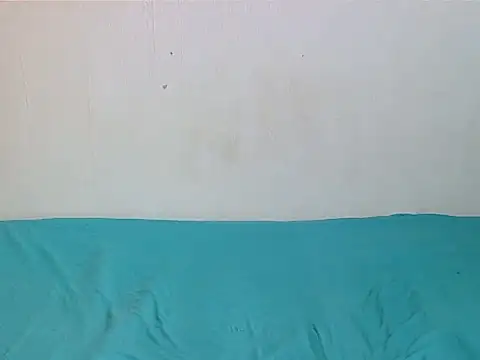 Snapshot of ThickPreshh chatting on May 9, 6:46 pm ThickPreshh online show from May 9, 6:46 pm