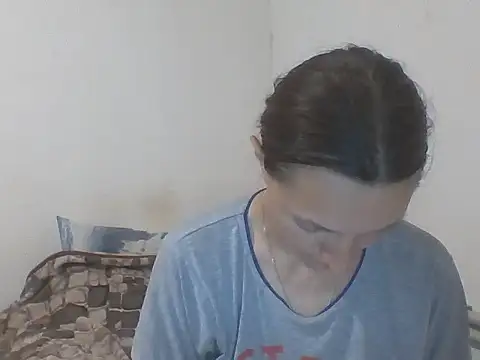 Snapshot of Kimmy_Webb chatting on May 23, 5:50 pm Kimmy Webb online show from May 23, 5:50 pm