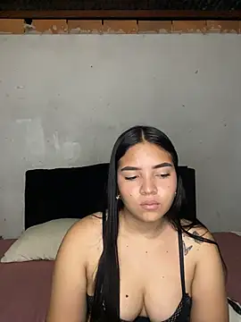 Snapshot of babyy_pervert chatting on May 13, 8:44 am babyy pervert online show from May 13, 8:44 am