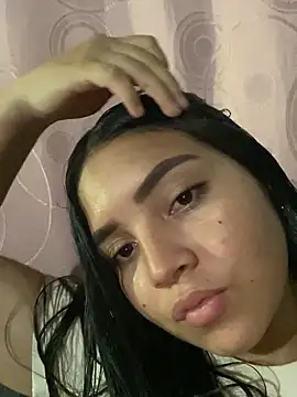 Snapshot of babyy_pervert chatting on May 27, 1:57 am babyy pervert online show from May 27, 1:57 am