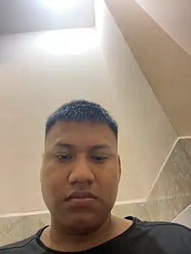 Snapshot of alejandro_hottts chatting on May 26, 2:40 am alejandro hottts online show from May 26, 2:40 am