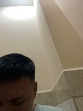 Snapshot of alejandro_hottts chatting on May 27, 8:06 pm alejandro hottts online show from May 27, 8:06 pm