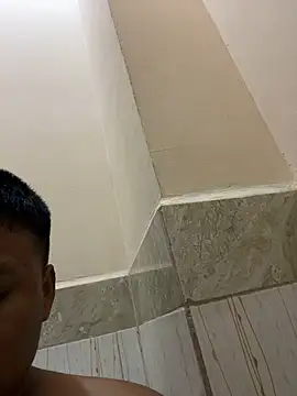 Snapshot of alejandro_hottts chatting on June 2, 1:07 am alejandro hottts online show from June 2, 1:07 am