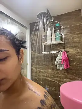 Snapshot of pamela_morena chatting on May 27, 5:32 pm pamela morena online show from May 27, 5:32 pm