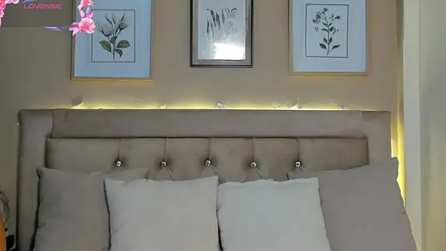 EmilyWinter  online show from May 30, 11:51 am
