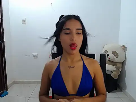 Chicasenxual online show from June 2, 3:25 pm