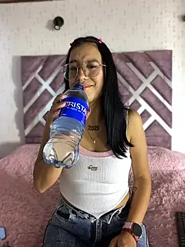 Gaby Pinkk online show from May 21, 4:03 pm
