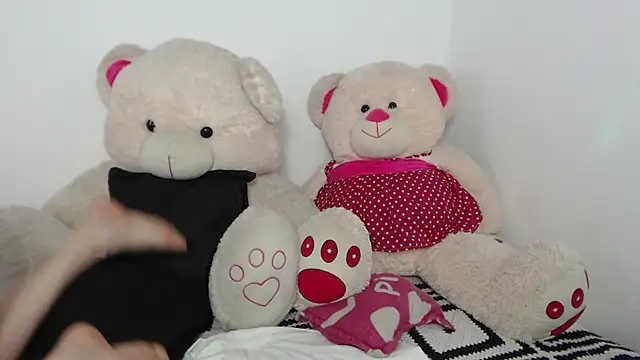 Natalia Dahlia online show from May 17, 7:32 pm