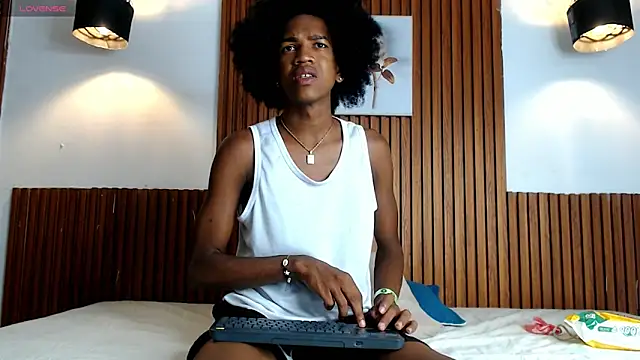 Afrowayuu online show from May 16, 5:56 pm