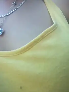 linhbaby01 online show from May 26, 12:28 am
