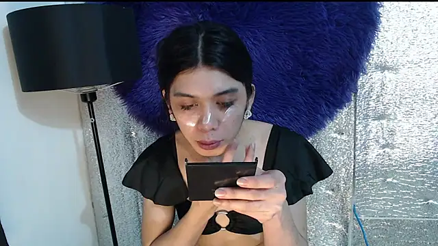 Snapshot of RoseAmarie chatting on May 17, 3:59 am RoseAmarie online show from May 17, 3:59 am