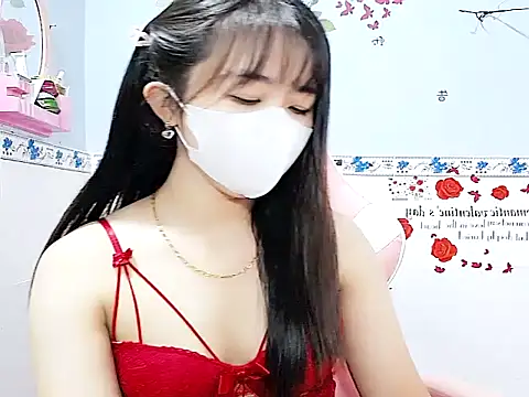Emilysexy cut online show from May 16, 4:53 am