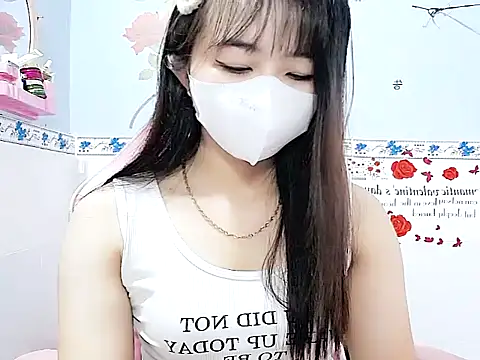 Emilysexy cut online show from May 20, 5:02 am