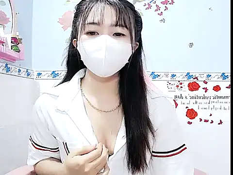 Emilysexy cut online show from May 28, 3:59 am