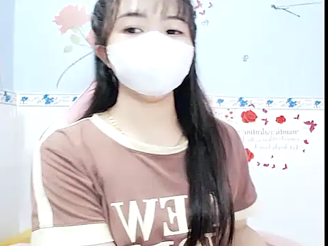 Emilysexy cut online show from July 6, 12:57 pm