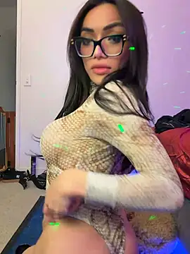 NaughtyAsian25 online show from July 31, 5:23 pm