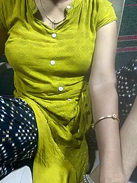 Snapshot of telugu_modal_divya1234 chatting on May 11, 4:04 pm telugu modal divya1234 online show from May 11, 4:04 pm