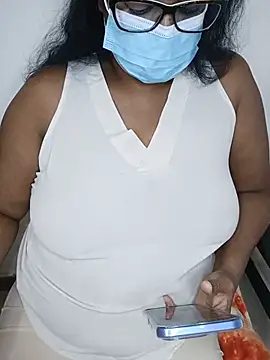 Xbees CT online show from July 2, 4:46 pm