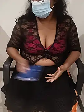 Xbees CT online show from July 15, 1:38 pm