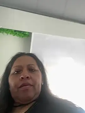 Snapshot of katialatimaecha chatting on May 21, 4:25 pm katialatimaecha online show from May 21, 4:25 pm