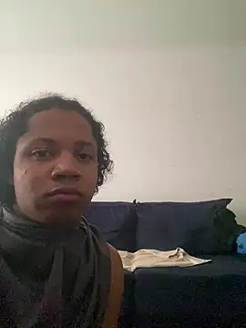 Snapshot of yenbank chatting on May 9, 5:18 pm yenbank online show from May 9, 5:18 pm