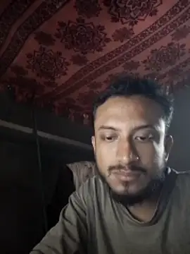 Snapshot of salam071 chatting on May 14, 10:00 am salam071 online show from May 14, 10:00 am