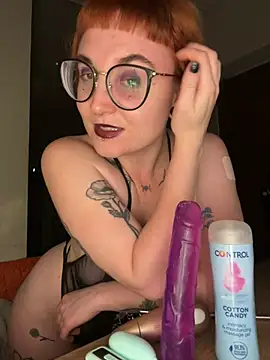Snapshot of Myssevelyn chatting on June 25, 8:24 pm Myssevelyn online show from June 25, 8:24 pm