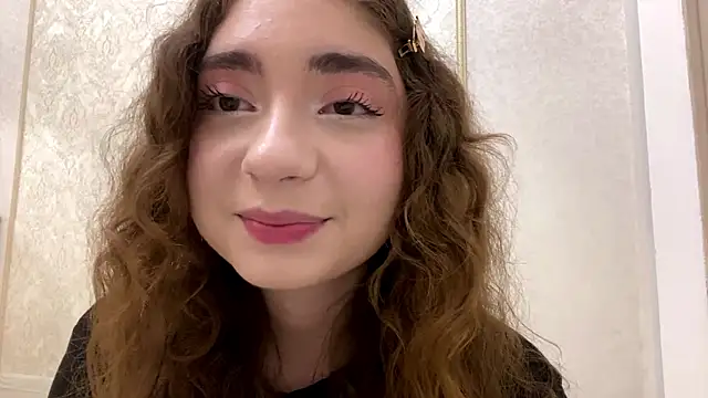 Rosie Sweety online show from May 15, 6:59 pm