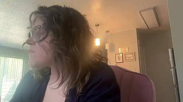 cozyqt94 online show from May 20, 7:20 pm