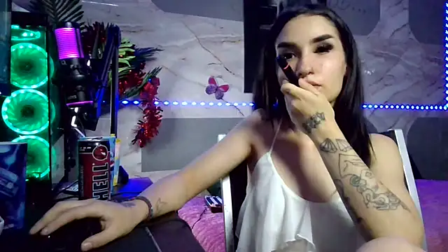 BunnyBliss2 online show from June 20, 9:39 pm
